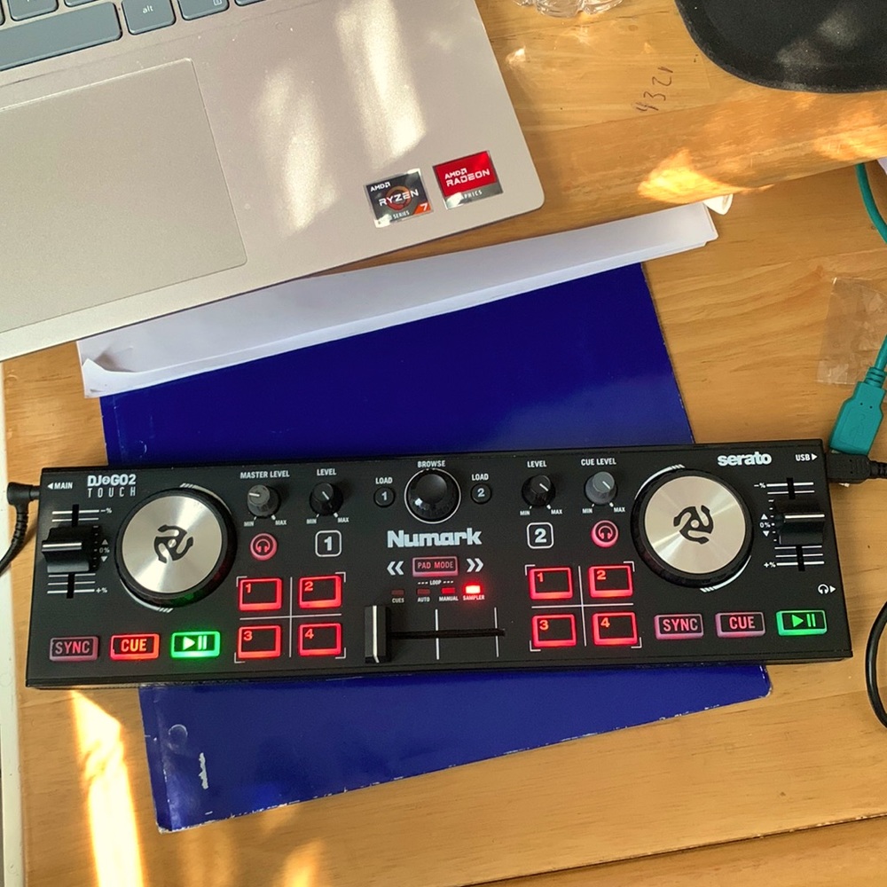 Numark Dj2Go2 Touch